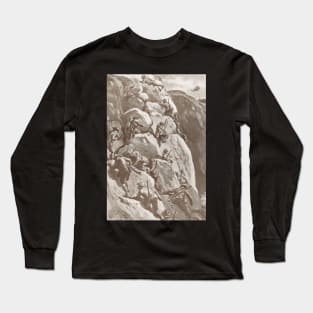 Climbing the cliffs at Gallipoli, 1915 Long Sleeve T-Shirt